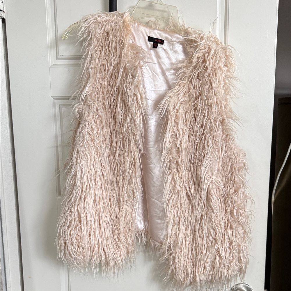 BONGO Cream Faux Fur Vest